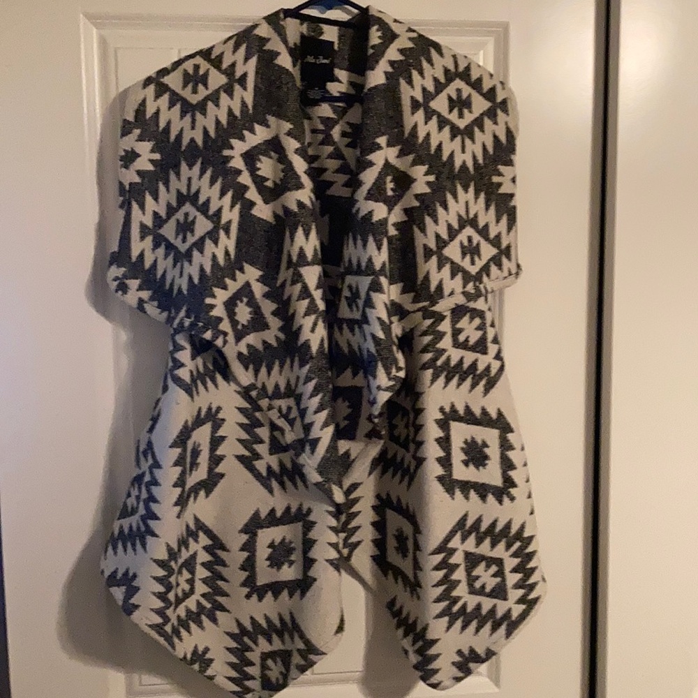 Patterned sweater